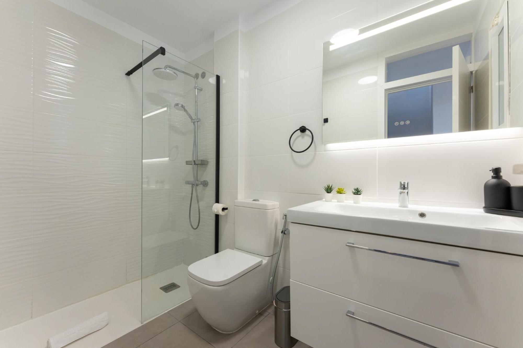 קיאו סלבאחה Callao Sunset Apartment, Sea View And Pool מראה חיצוני תמונה
