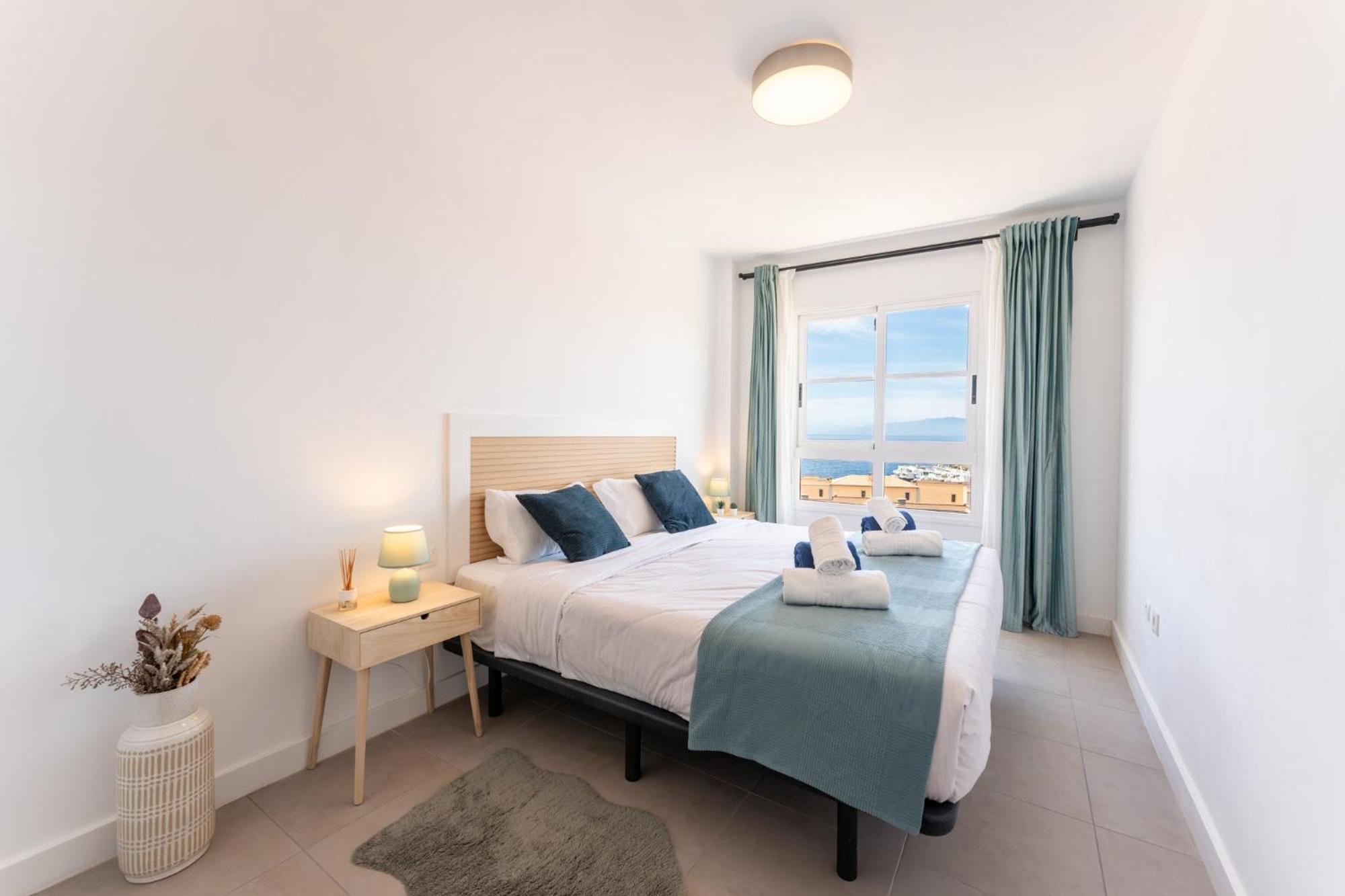 קיאו סלבאחה Callao Sunset Apartment, Sea View And Pool מראה חיצוני תמונה