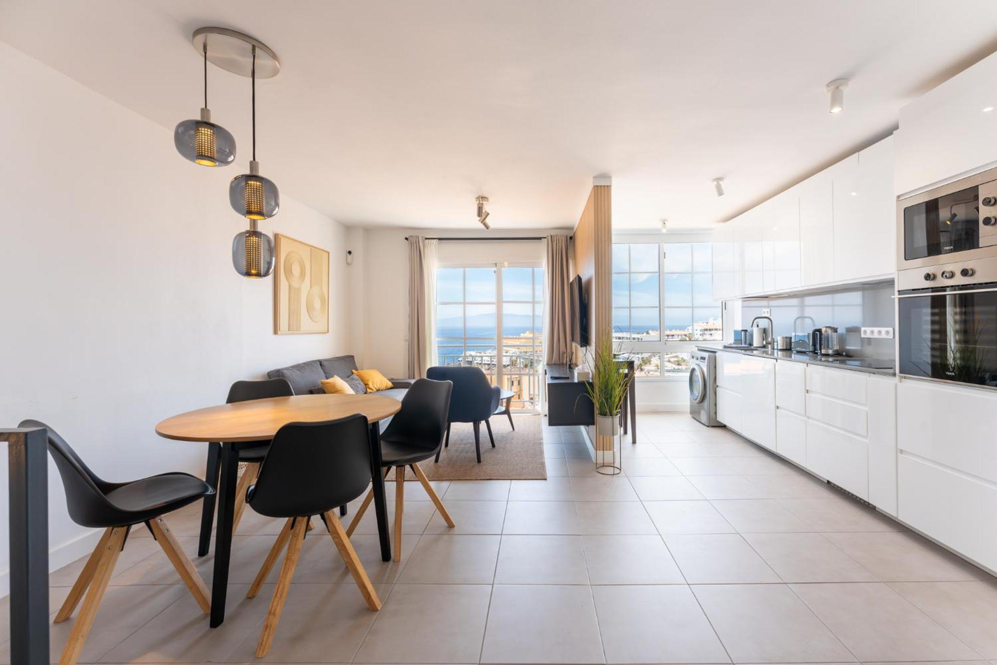 קיאו סלבאחה Callao Sunset Apartment, Sea View And Pool מראה חיצוני תמונה
