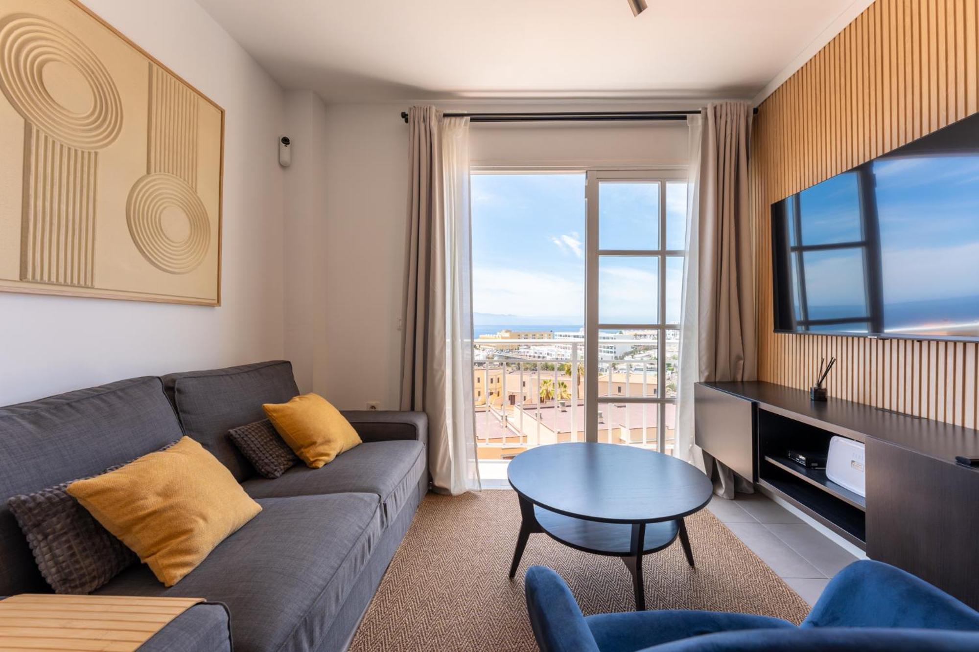 קיאו סלבאחה Callao Sunset Apartment, Sea View And Pool מראה חיצוני תמונה